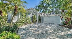 12 Bishops Court Rd Rd, Osprey, FL 34229