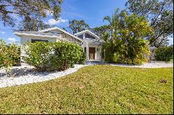 1755 Oak Lakes Dr, Sarasota, FL 34232