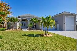 124 Cutlass Dr, Rotonda West, FL 33947