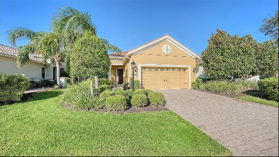 7146 Westhill Ct, Lakewood Ranch, FL 34202