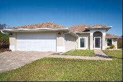 156 Crevalle Rd, Rotonda West, FL 33947