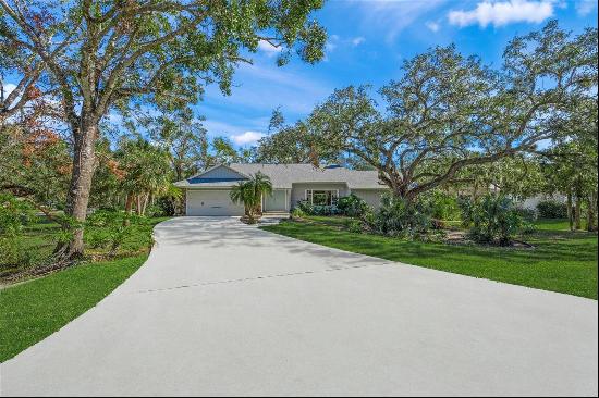 4301 Brackenwood Ct, Sarasota, FL 34232