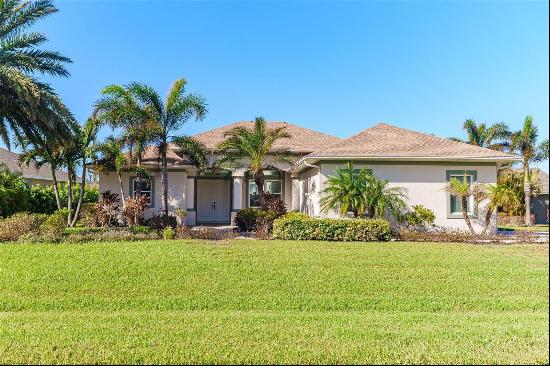 65 Par View Ter, Rotonda West, FL 33947