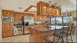 5692 Country Lakes Dr, Sarasota, FL 34243