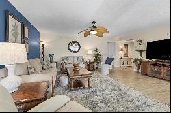 815 Montrose Dr #103, Venice, FL 34293