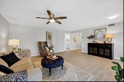 804 Montrose Dr #103, Venice, FL 34293