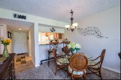 408 Cerromar Cir S #236, Venice, FL 34293