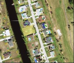 137 Rotonda Cir, Rotonda West, FL 33947