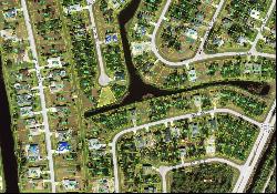 333 Australian Dr, Rotonda West, FL 33947