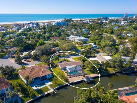 5537 Cape Leyte Dr, Sarasota, FL 34242