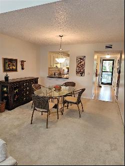 1519 Pelican Point Dr #292, Sarasota, FL 34231