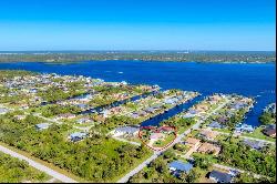 3016 Montgomery Dr, Port Charlotte, FL 33981