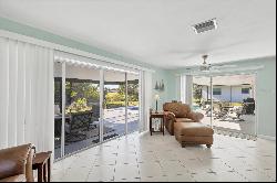 16 Golfview Ct, Rotonda West, FL 33947