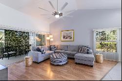 6591 Fairway Gardens Dr #2-102, Bradenton, FL 34203