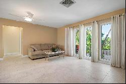 1745 S Gondola Ct, Venice, FL 34293