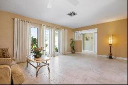 1745 S Gondola Ct, Venice, FL 34293