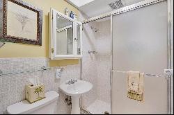 68 Yacht Club Dr #22, North Palm Beach, FL, 33408