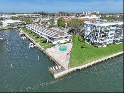 68 Yacht Club Dr #22, North Palm Beach, FL, 33408