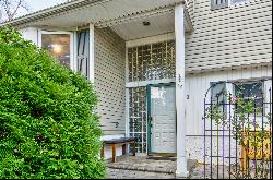 40 Mcloughlin Street,Glen Cove, NY, 11542