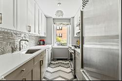 201 East 79Th Street 2B In Upper East Side, New York