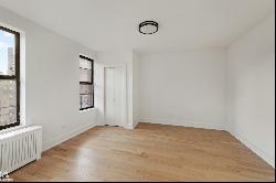 835 Riverside Drive 4I In Washington Heights, New York