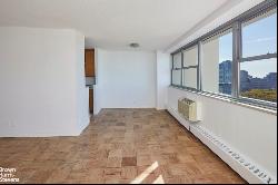 75 Henry Street 19J In Brooklyn Heights, New York