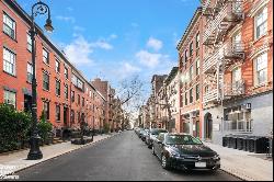 29 Perry Street 2R In West Village, New York