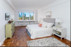 25 Sutton Place South 2J In Midtown East, New York