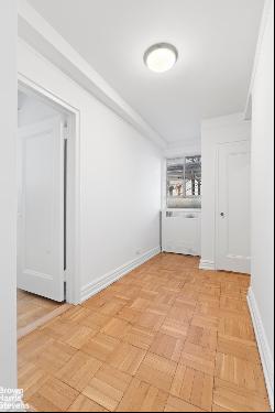 19 East 88Th Street 10D In Upper East Side, New York