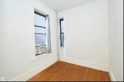 347 West 44Th Street 4Re In Midtown West, New York