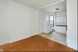 347 West 44Th Street 4Re In Midtown West, New York