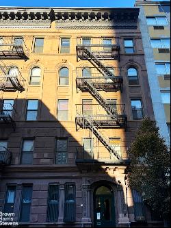 347 West 44Th Street 4Re In Midtown West, New York