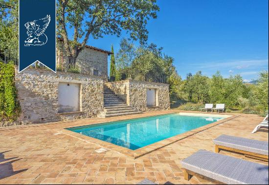 Charming estate with a pool for sale: a green oasis between Lazio and Umbria