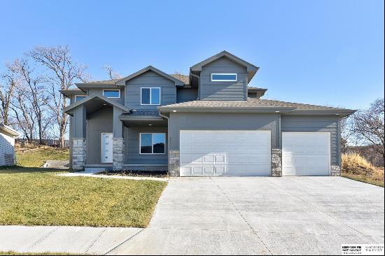 7705 S 198th Street, Gretna NE 68028