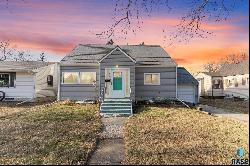 503 S 3rd St, Beresford SD 57004