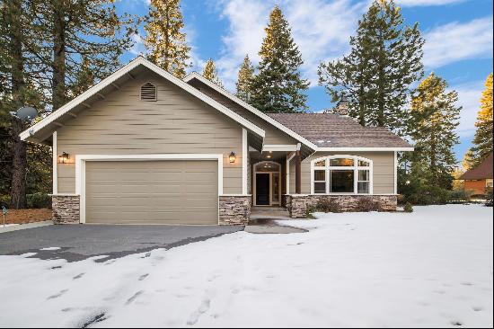 22 Highwood Circle, Lake Almanor CA 96137