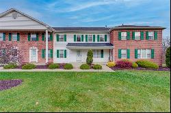 102 Northglen Court, Adams Twp PA 15044