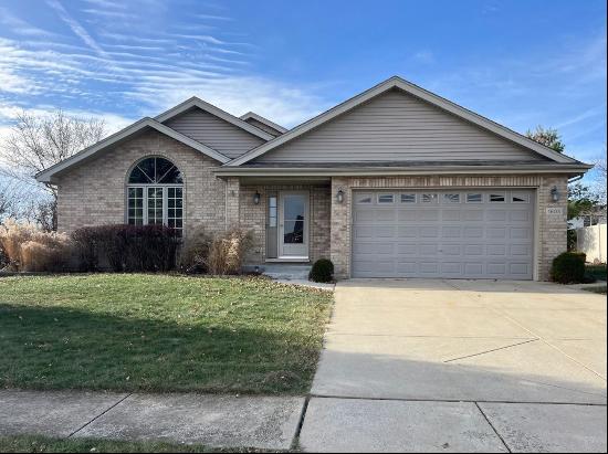 1603 Hunters Run Drive, Bourbonnais IL 60914