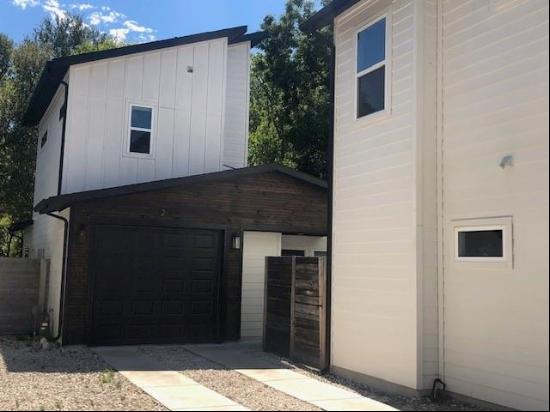 5709 Tura Ln Unit 2, Austin TX 78721