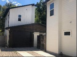 5709 Tura Ln Unit 2, Austin TX 78721