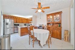 5243 Cedarbend Dr Unit 2, Fort Myers FL 33919