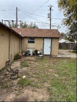 425 S Bishop St, San Angelo TX 76901