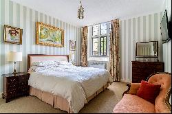 Sherborne House, Sherborne, Cheltenham, Gloucestershire, GL54 3DZ