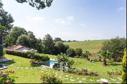 ARBONNE, CLOSE TO BIARRITZ, RENOVATED BASQUE FARM, VIEW OF THE MOUNTAINS