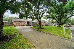 11711 Pecan Gap Drive, Houston TX 77065