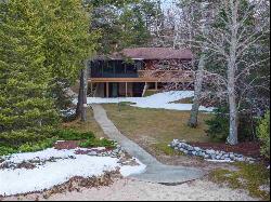 12411 Meanderline Road, Charlevoix MI 49720