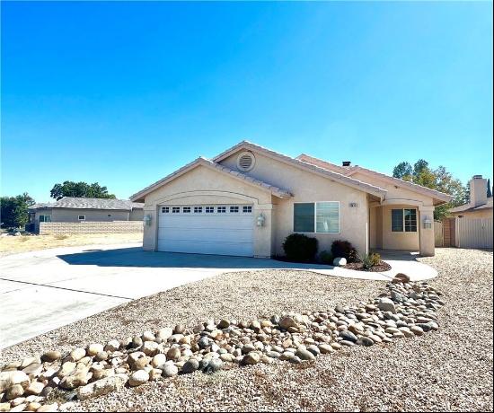 12975 Briarcliff Drive, Victorville CA 92395