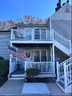 256 London Ct Unit 256, Egg Harbor Township NJ 08234