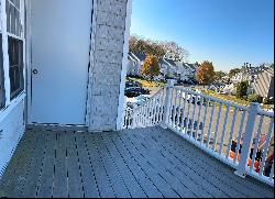 256 London Ct Unit 256, Egg Harbor Township NJ 08234