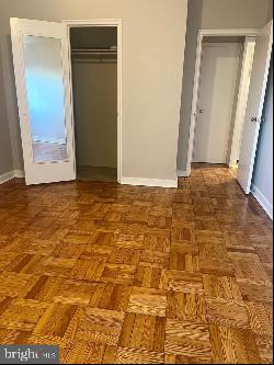 2601 Pennsylvania Avenue Unit 428, Philadelphia PA 19130